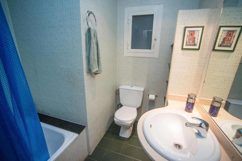 Lovely Apartment At Park Gueell Barcelona Ruang foto