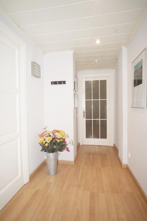 Lovely Apartment At Park Gueell Barcelona Bagian luar foto