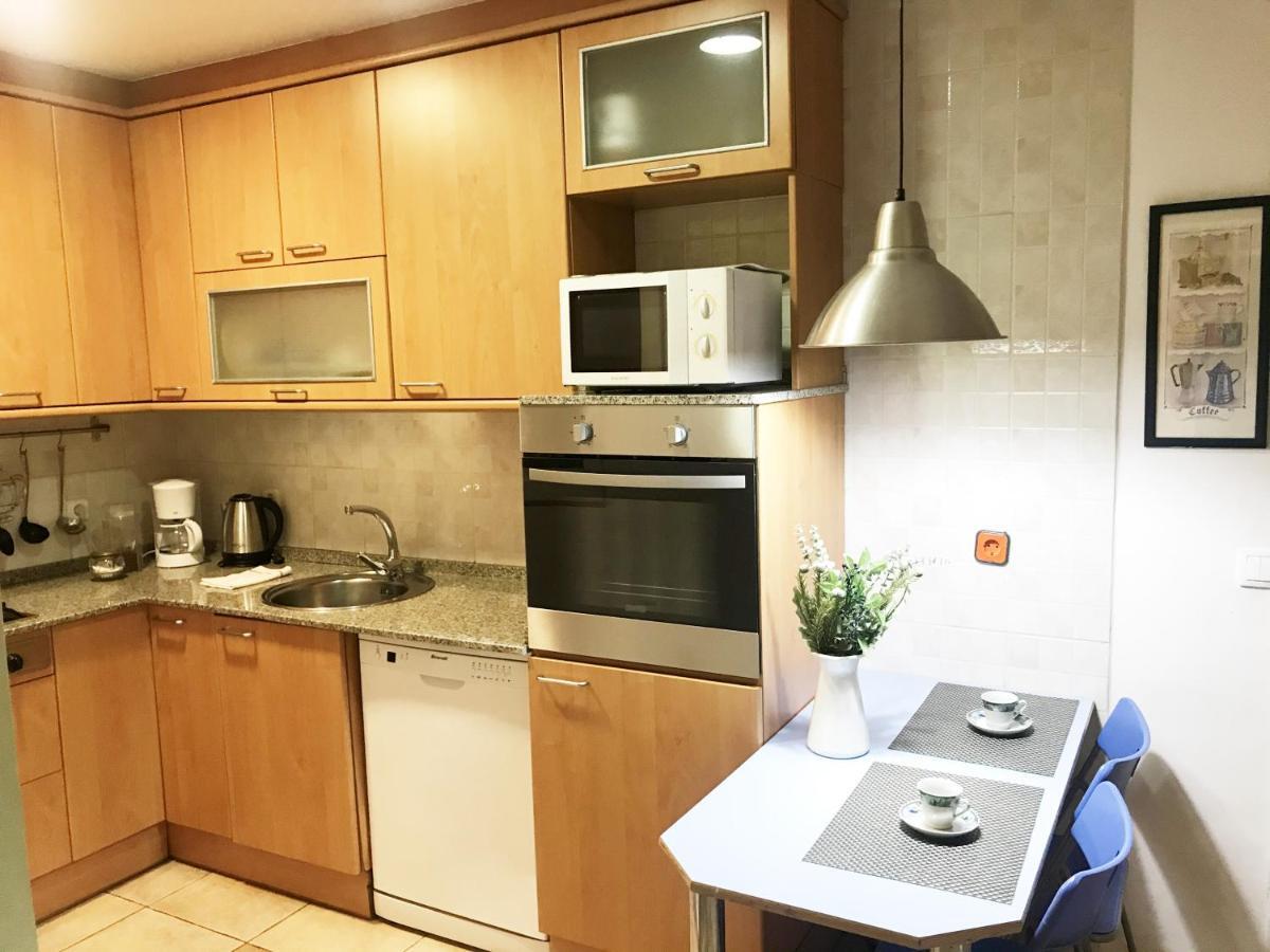 Lovely Apartment At Park Gueell Barcelona Bagian luar foto