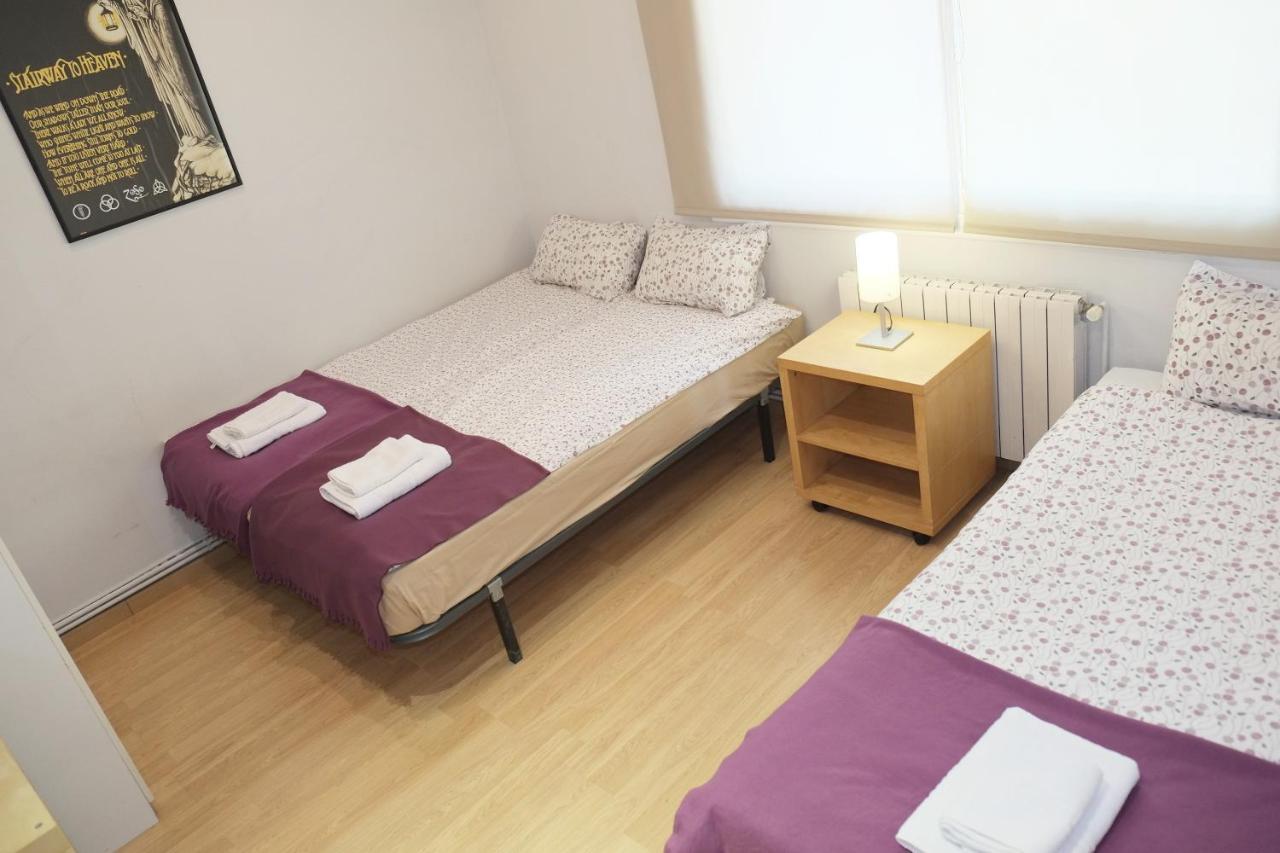 Lovely Apartment At Park Gueell Barcelona Bagian luar foto